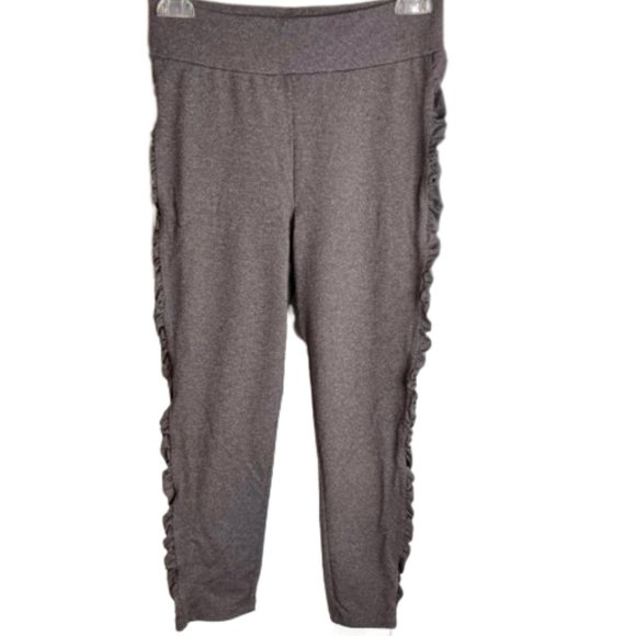 Sweaty Betty Ruffled Side Seam Capris - Heathered Gray - S - Picture 1 of 7
